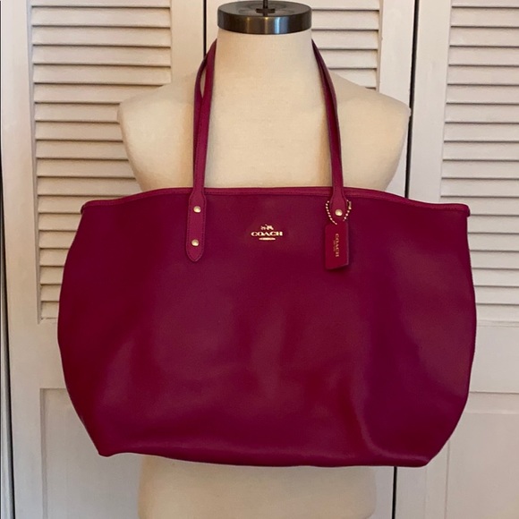 Coach tote